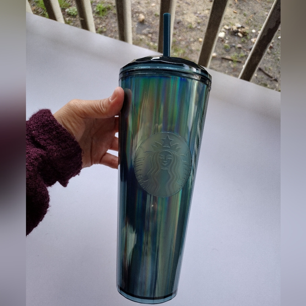New Starbucks 2022 fall ocean Kaleidoscope dome blue iridescent 24oz venti